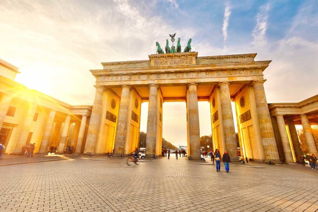 10 лучших хостелов и недорогих отелей Берлина
